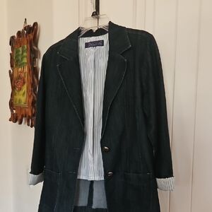 Dark Blue Denim Blazer. 3/4 Sleeves Pinstripe Cuffs, pockets and buttons.